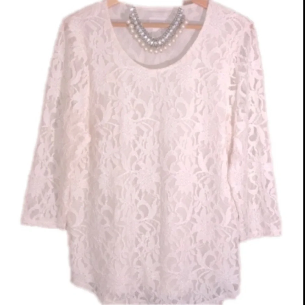 Ivory lace Chico’s top sz.1